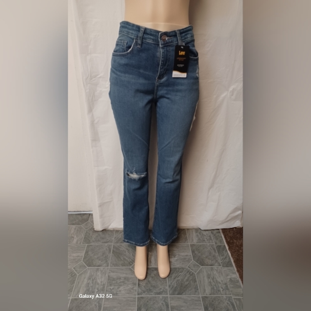Lee Women's Blue Jeans Size 6 Medium